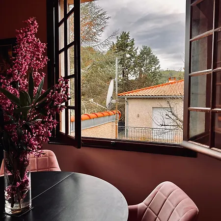 With Views * Limoux